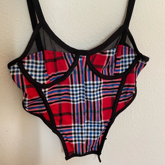 dolls kill top - Picture 2 of 3